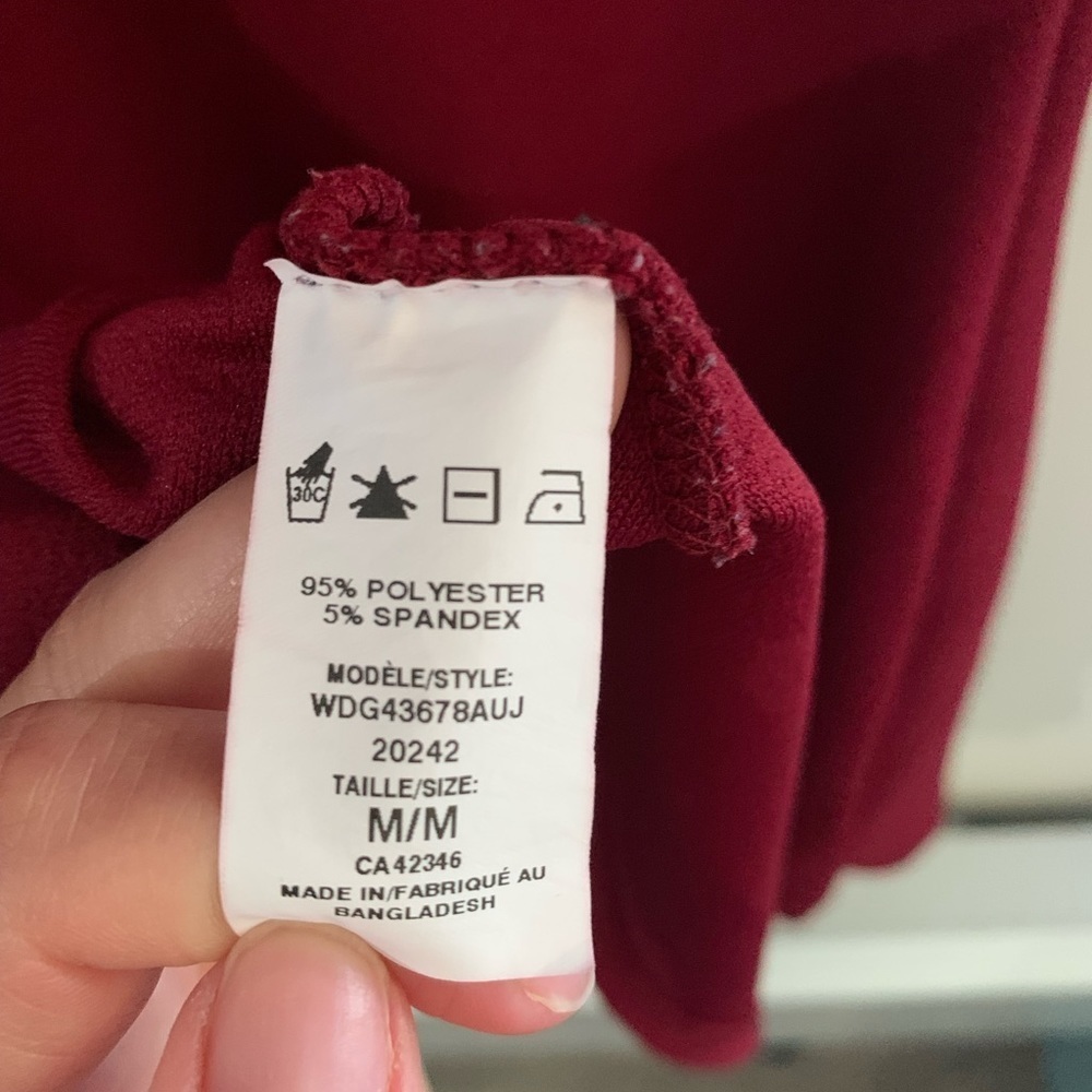 WDG classic red dress medium - Picture 6 of 6